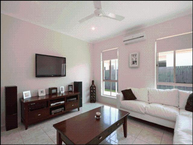 Properly Managed I Spacious Family Home with Pool & Side Access – Kawana Island