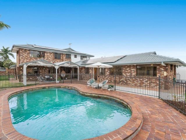 Properly Managed I Premium Family Home Offering Flexible Dual Living