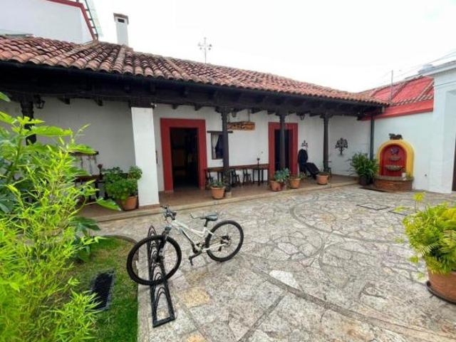 PROPIEDAD COLONIAL EN VENTA EN SAN CRISTÓBAL DE LAS CASAS, CHIAPAS
