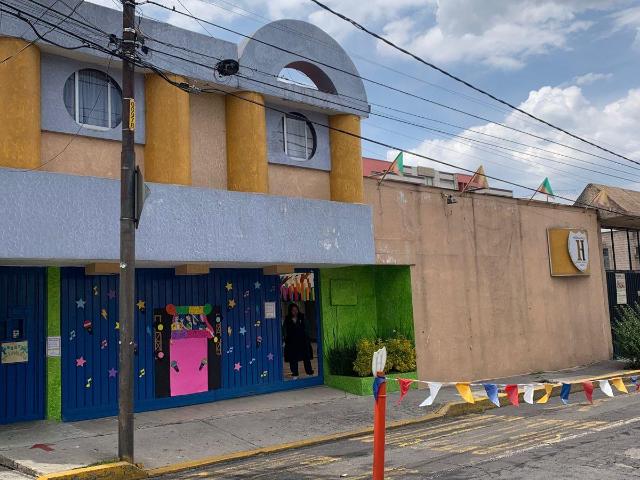 PROPIEDAD COMERCIAL EN RENTA AV FELIPE VILLANUEVA