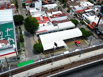 PROPIEDAD COMERCIAL EN RENTA AV. REVOLUCION