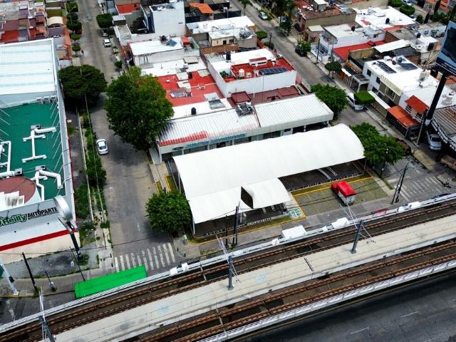PROPIEDAD COMERCIAL EN RENTA AV. REVOLUCION