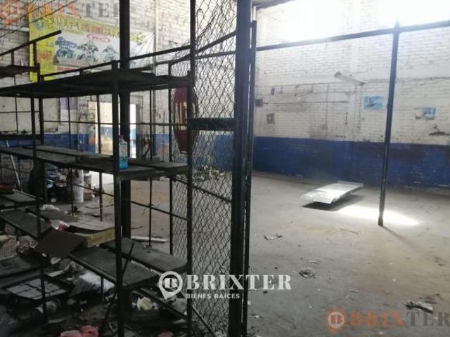 Propiedad Comercial en Venta Esquina