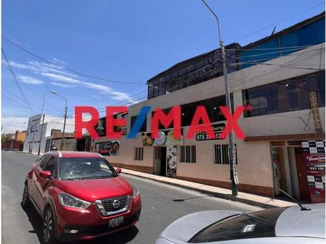 Propiedad Comercial Para Inversionistas Que Desean Rentabilizar Desde El 1Er Dia, En Esquina En Plena Av. Pizarro, En La Cuadra Mas Comercial De La Av. Pizarro Entre Los Distritos De Paucarpata Con J