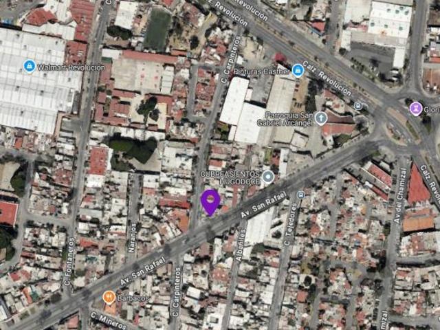 PROPIEDAD COMO TERRENO EN COLONIA LA PAZ, GUADALAJARA
