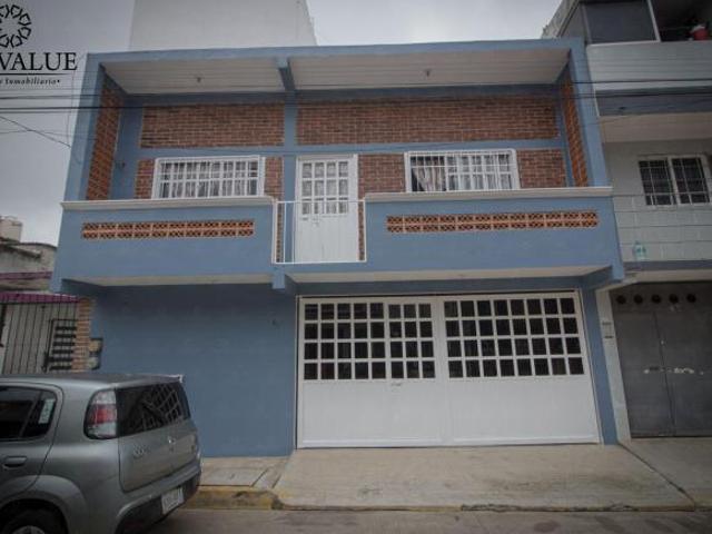 PROPIEDAD CON DOS DEPARTAMENTOS EN VENTA MUY CERCA DEL TECNOLOGICO DE XALAPA