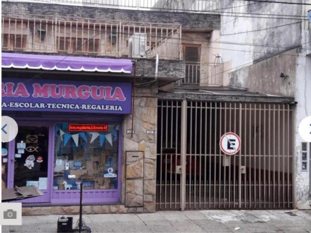 PROPIEDAD CON LOCAL Y AMPLIO TERRENO LIBRE en Inmomap
