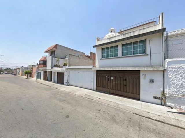 Propiedad con precio especial – ¡No la dejes pasar! CASA en venta en Granada