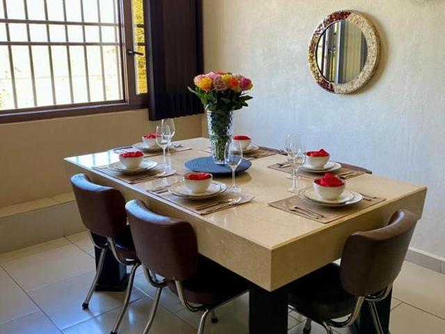 Propiedad de 3 Niveles con Local Comercial y Casa Habitación, en Puerto Vallarta