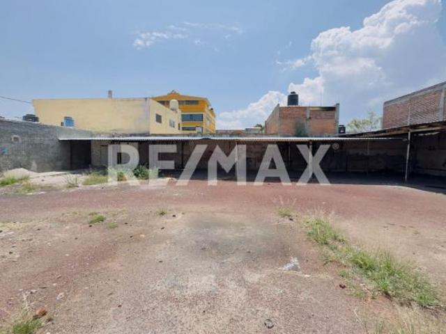 Propiedad de Uso Mixto con Alto Potencial de Desarrollo Residencial 4