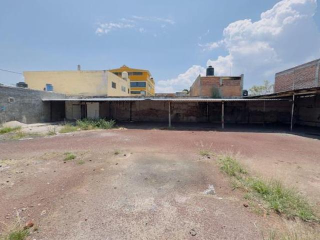 Propiedad de Uso Mixto con Alto Potencial de Desarrollo Residencial 4
