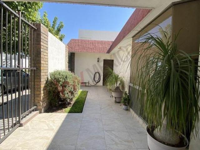 Propiedad en VENTA Calle Francisco Dingler 206, Nueva Los Ángeles, 27140 Torreón, Coah, México
