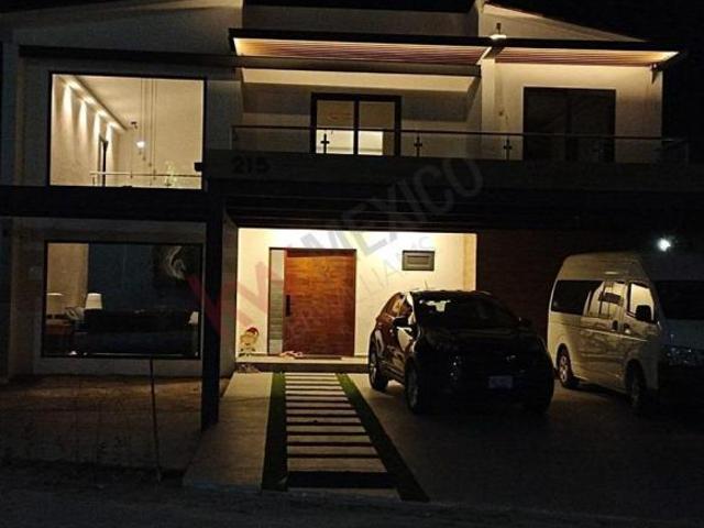 Propiedad en VENTA Calle Paseo del Abanico 16, Fraccionamiento San Gil, 76815 San Juan del Río, Qr
