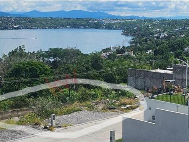 Propiedad en VENTA Avenida Lázaro Cárdenas 304, Tequesquitengo Centro, 62915 Jojutla, Mor, México