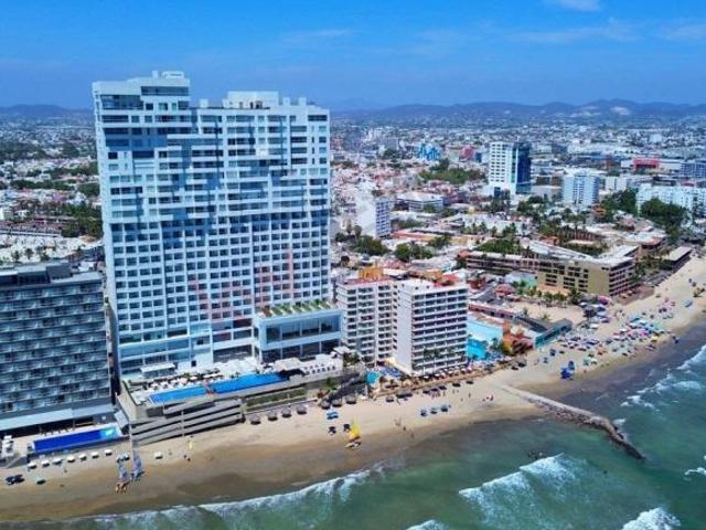 Propiedad en VENTA Axa, Avenida Camarón Sábalo, Zona Dorada, 82110 Mazatlán, Sin, México