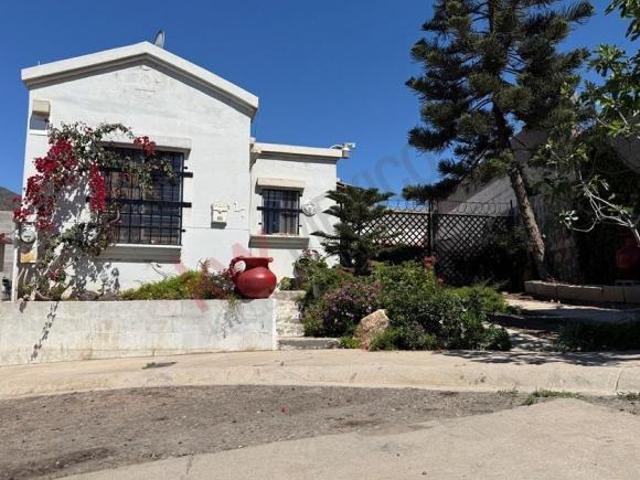 Propiedad en VENTA Borgoña 81, Fraccionamiento Villa del Real, 22785 Ensenada, BC, México