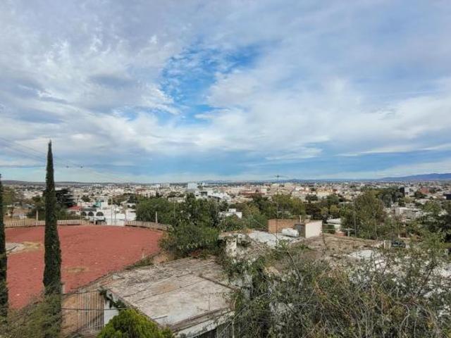 Propiedad en Venta en El Fraccionamiento Los Remedios 4