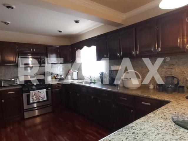 PROPIEDAD EN VENTA FRACC. BOSQUES DEL VALLE