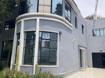 PROPIEDAD EN VENTA PARA CASA HABITACION/OFICINAS EJECUTIVAS VALLARTA PONIENTE
