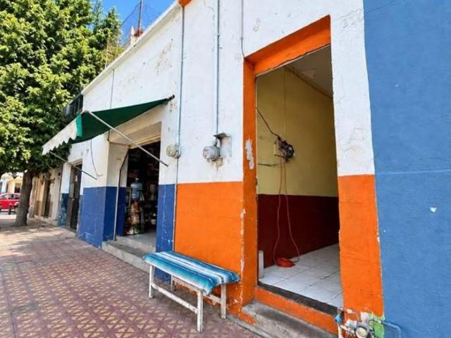 Propiedad en venta para REMODELAR en Santa Tere, Guadalajara