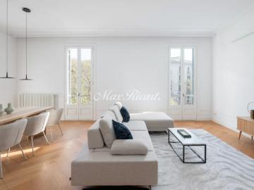 Propiedad reformada en finca regia del Eixample 200m²