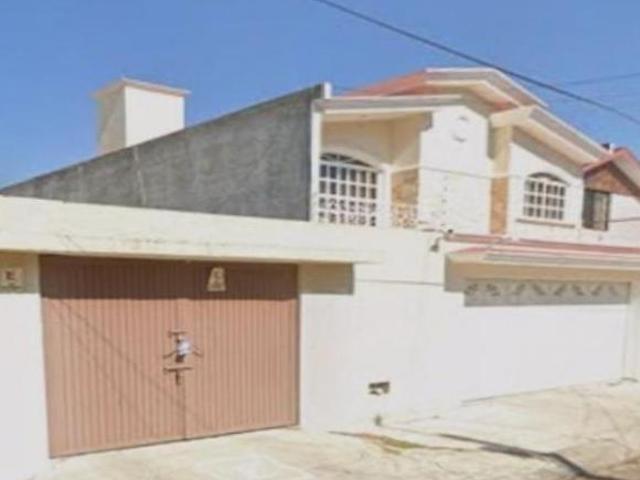 PROPIEDAD UBICADA EN FRAY JUAN TORQUEMADA 113, QUINTAS DEL MARQUES, 76047, SANTIAGO DE QUERETARO