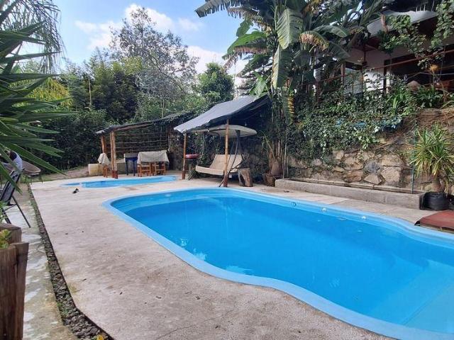 ? PROPIEDAD Y NEGOCIO EN VENTA EN AV?NDARO