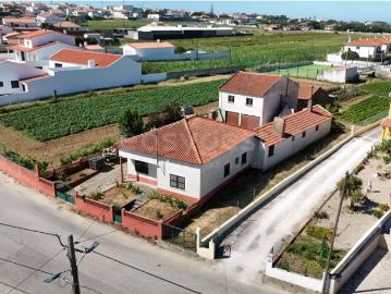 Propriedade Única com 3.500 m² no Centro da Serra D'El Rei