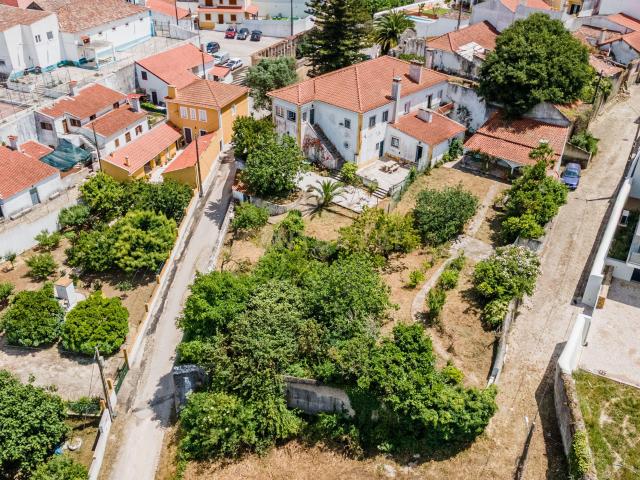 Propriedade centenária de charme, com enorme potencial habitacional e turístico
