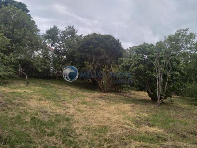 Propriedade com dimensões únicas na cidade de Passa Quatro MG no centro da cidade