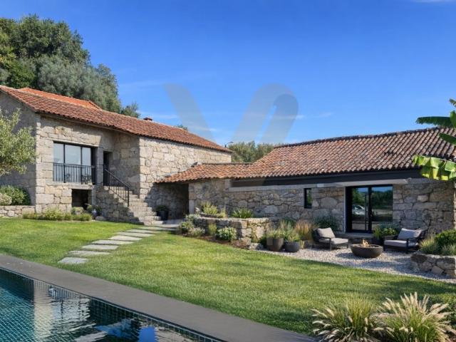 Propriedade com Duas Casas Antigas em Pedra para Restauro Padreiro Santa Cristina, Arcos de Valdevez