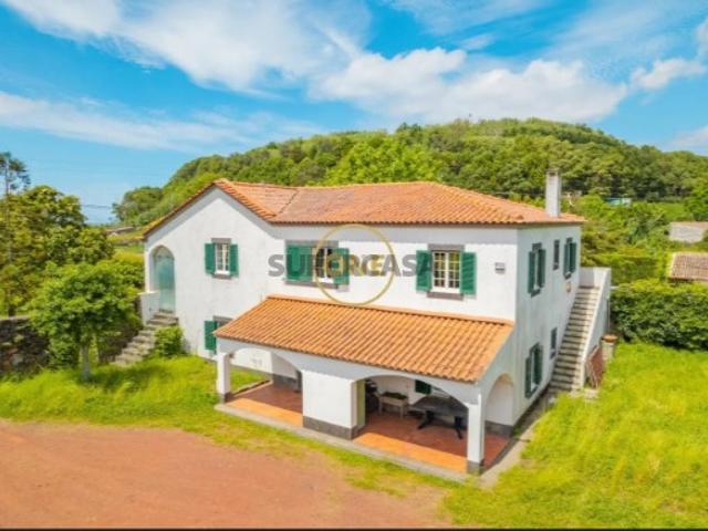 Propriedade com Moradia T3 e Terreno de 6.044 m² Ribeira Grande