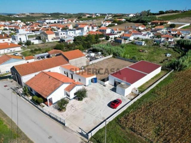 Propriedade com Moradia t3+2 na Ventosa