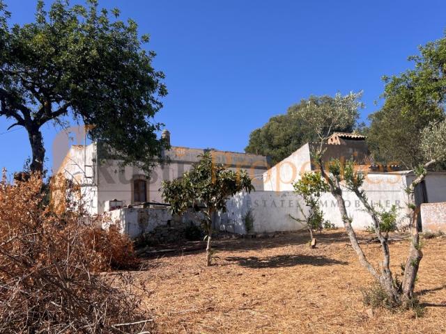 Projecto de investimento com vista mar centro Algarve. RP2311V