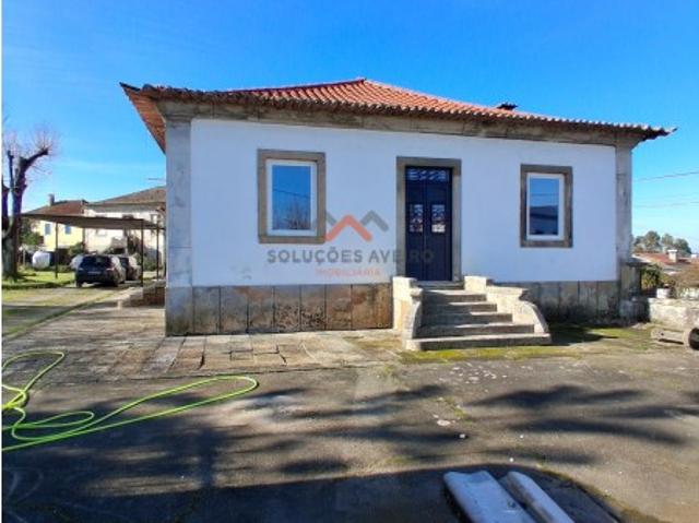 Propriedade de Charme T4 + T2 Independente com Amplo Terreno | Águeda