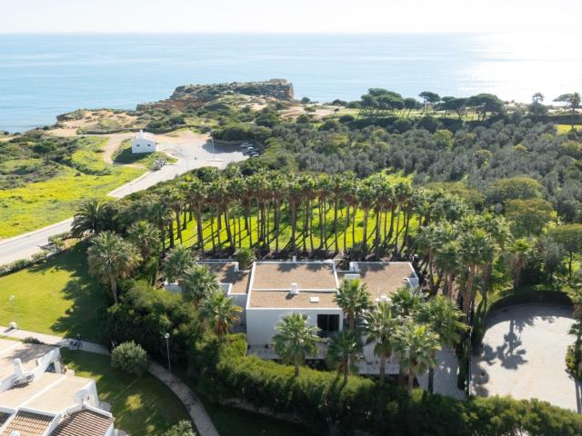 Propriedade de Luxo em Primeira linha da praia S.Rafael. 322m² Albufeira e Olhos de Água