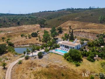 Propriedade de moradia de luxo com lago privado e piscina nu. 215m² Odiáxere
