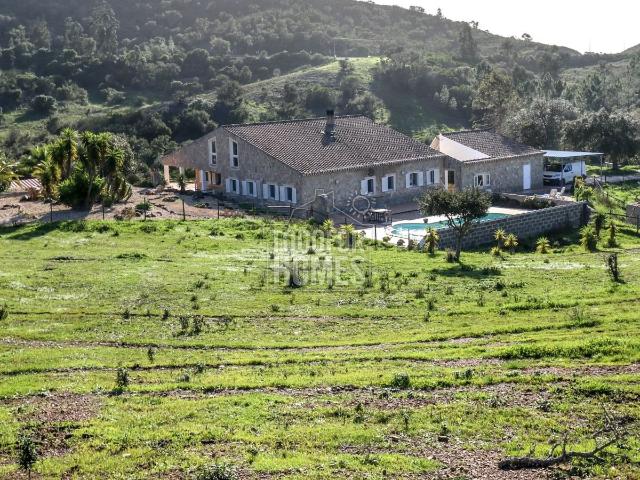 Propriedade deslumbrante com villa de luxo perto de Aljezur. 314m² Aljezur