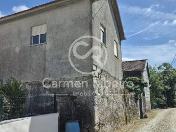 Propriedade em pedra em Estorãos Fafe para restauro morad. 120m² Fafe