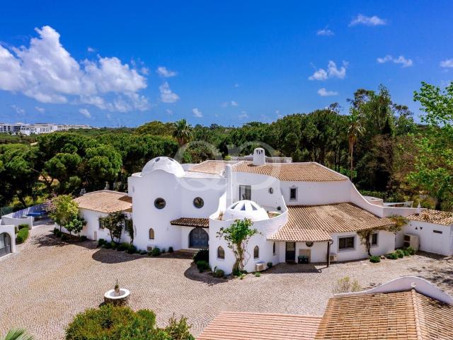 Propriedade excepcional no Triângulo Dourado 623m² Almancil