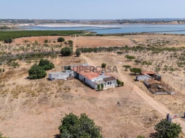 Propriedade exclusiva no Algarve, 22,5 hectares, junto ao Verdelago Resort, com vistas sem limites