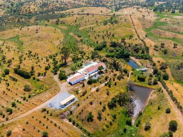 Propriedade Exclusiva Próxima à Costa do Alentejo 200m² Grândola e Santa Margarida da Serra