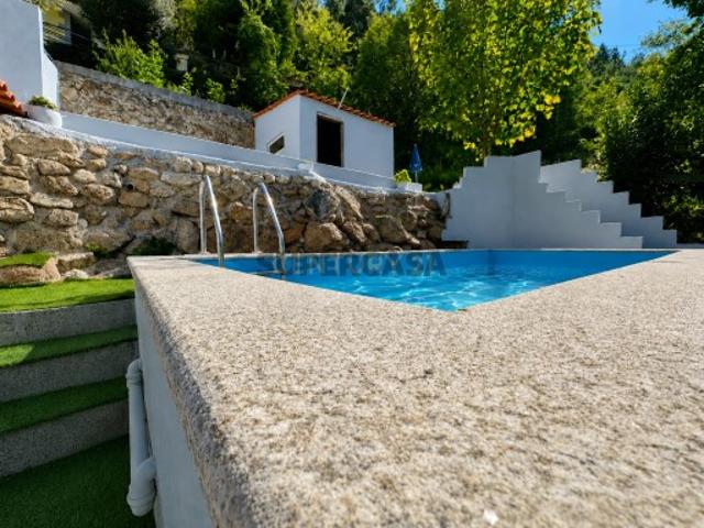 Propriedade | GERÊS com Várias Habitações, AL em Funcionamento e Elevado Potencial de Investimento