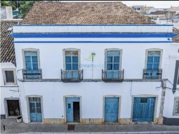 Propriedade Histórica em Estoi com Potencial de Investimento 84m² Conceição e Estói