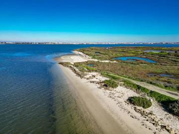 Propriedade para Arrendamento de Longo Prazo, Exploração Aquícola, 52 ha, margem sul do estuário do Rio Tejo