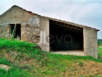 Propriedade Rústica com Construção Rural