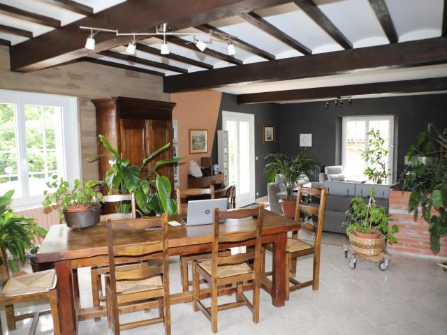 PROPRIETE 3.6 HA PROCHE PAMIERS