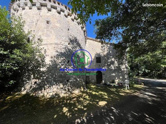 Propriété 3 pièces 64 m²