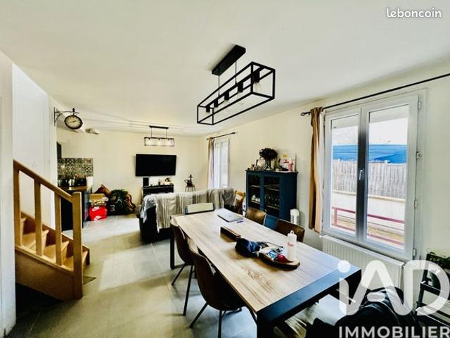 Propriété 3 pièces 80 m²