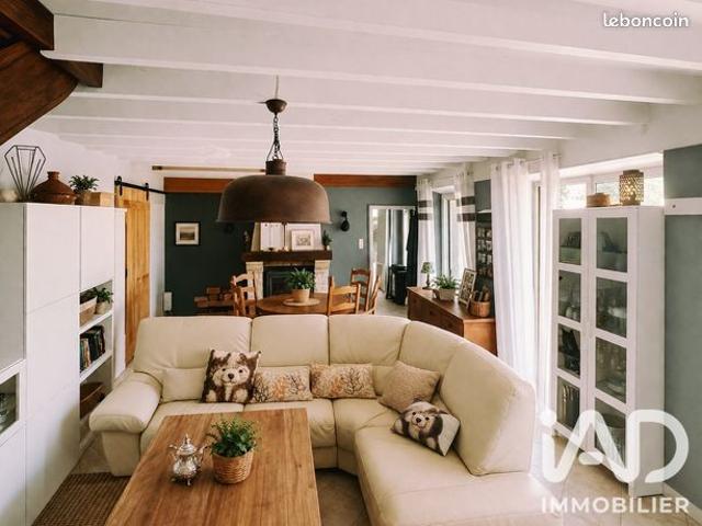 Propriété 10 pièces 198 m²